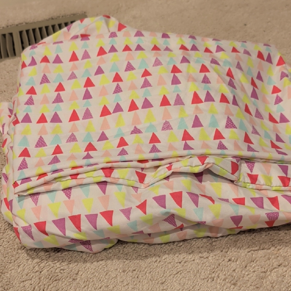 Colorful Triangle Patterned Sheet Set